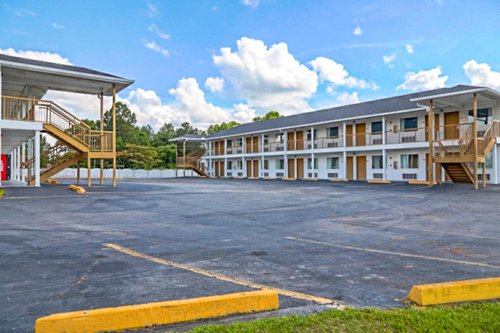 Economy Inn By Oyo Ashburn Ngoại thất bức ảnh