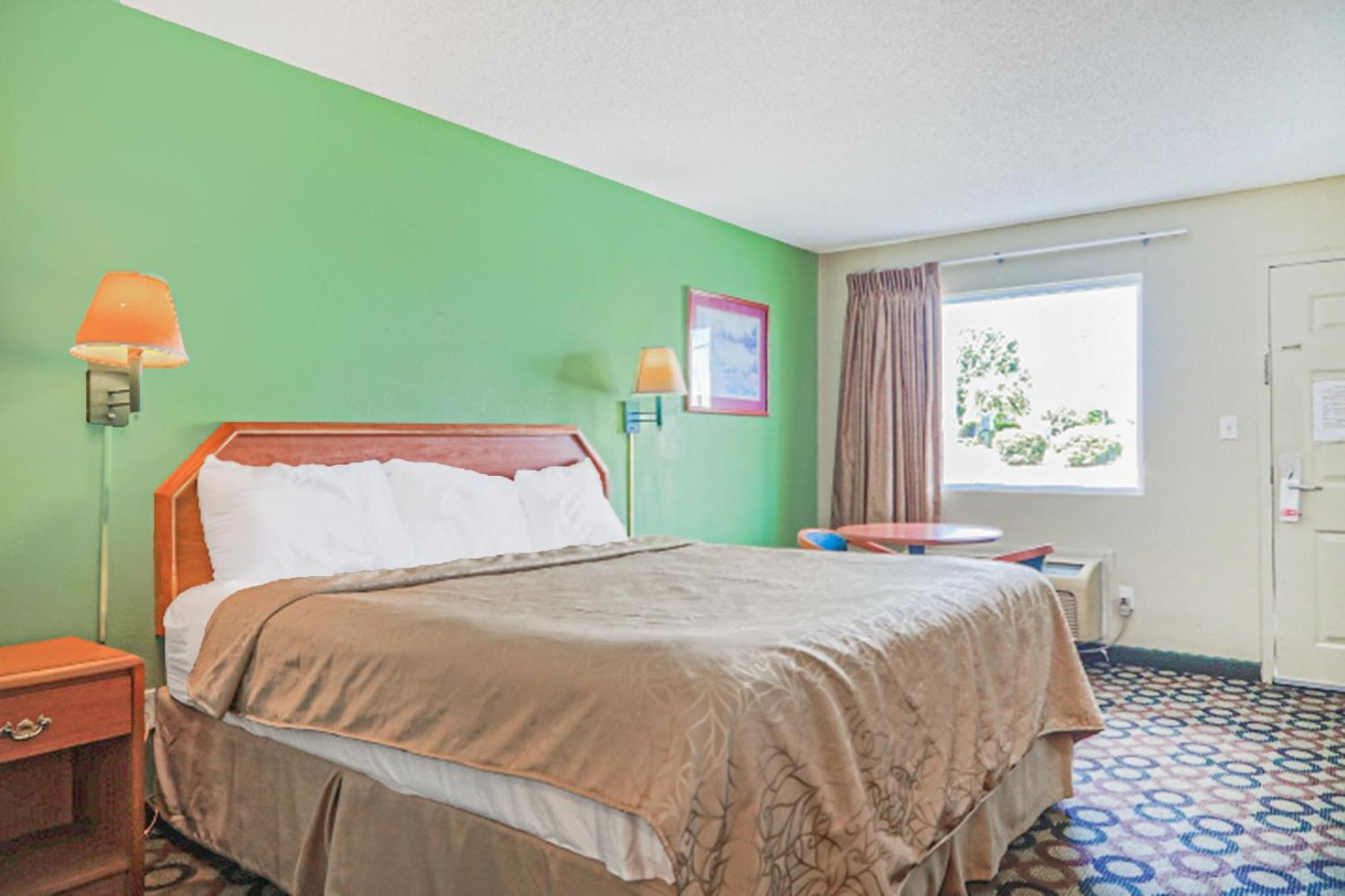 Economy Inn By Oyo Ashburn Ngoại thất bức ảnh