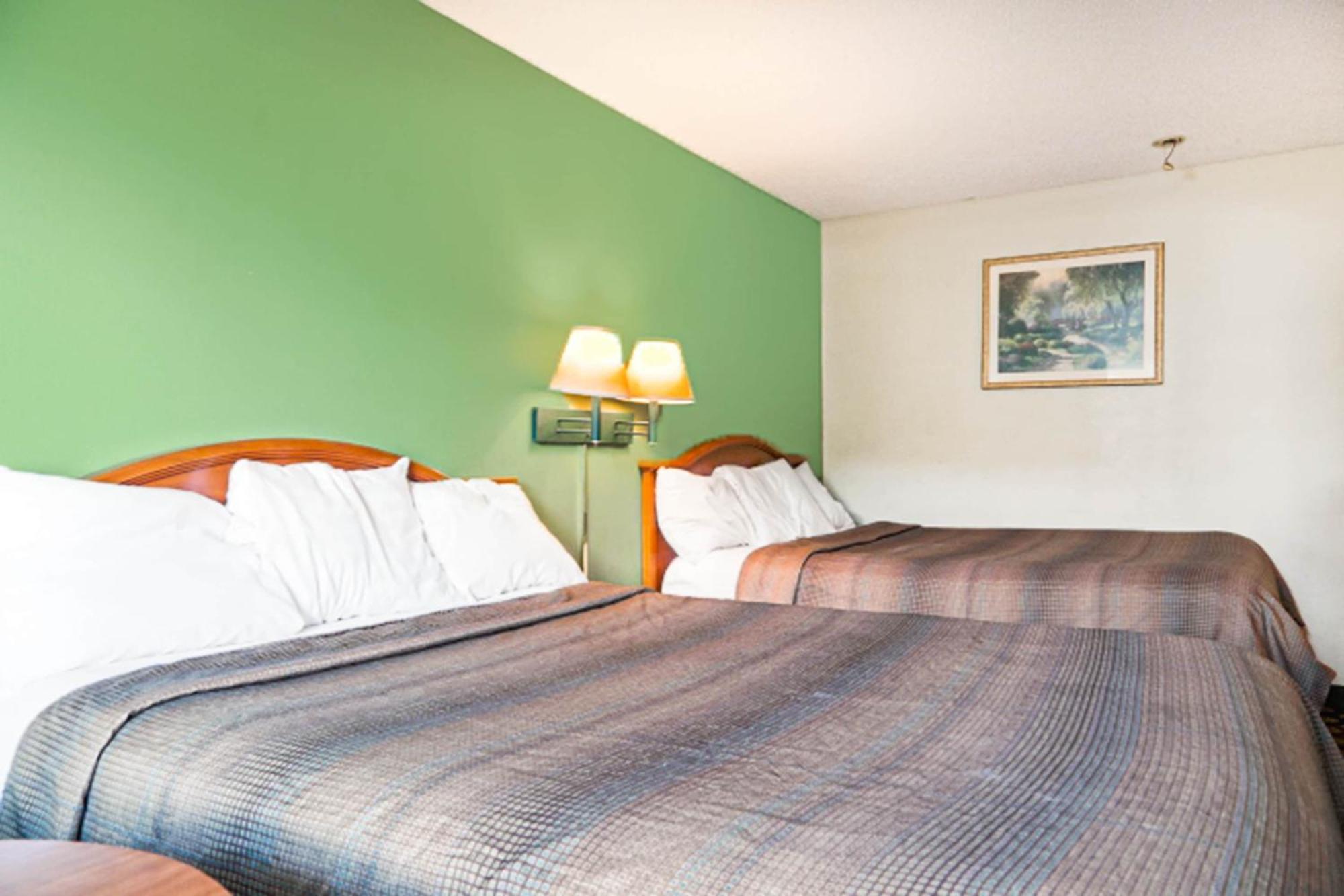 Economy Inn By Oyo Ashburn Ngoại thất bức ảnh